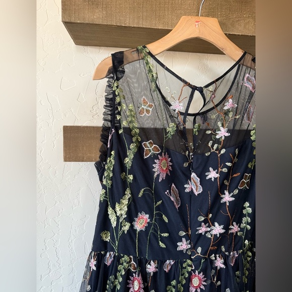 Morgan & Co|Fully Embroidered Floral Black maxi dress,sleeveless & fairy style• - Picture 10 of 16